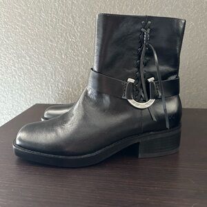 Women’s Lucky Brand Kamany Black Braided Leather Moto
Heel Booties Size 7.5